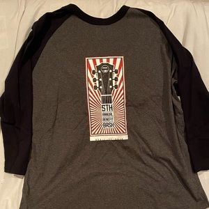 Hipster shirt long sleeve size L sport-tek
PMH